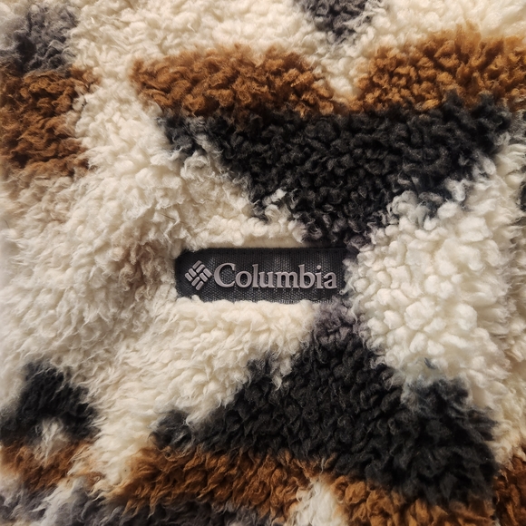Columbia Sherpa Fleece Jacket in Cream and Brown - Picture 3 of 5